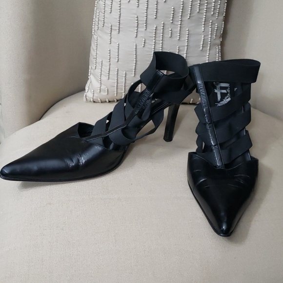 Carlos Falchi Shoes - Picture 3 of 7